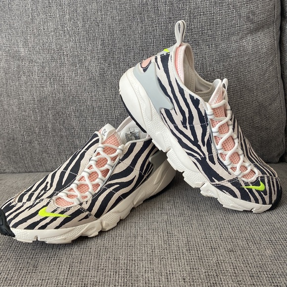 Nike Air Olivia Kim Footscape women’s shoe size 9.5 zebra print with side lace - Picture 2 of 10